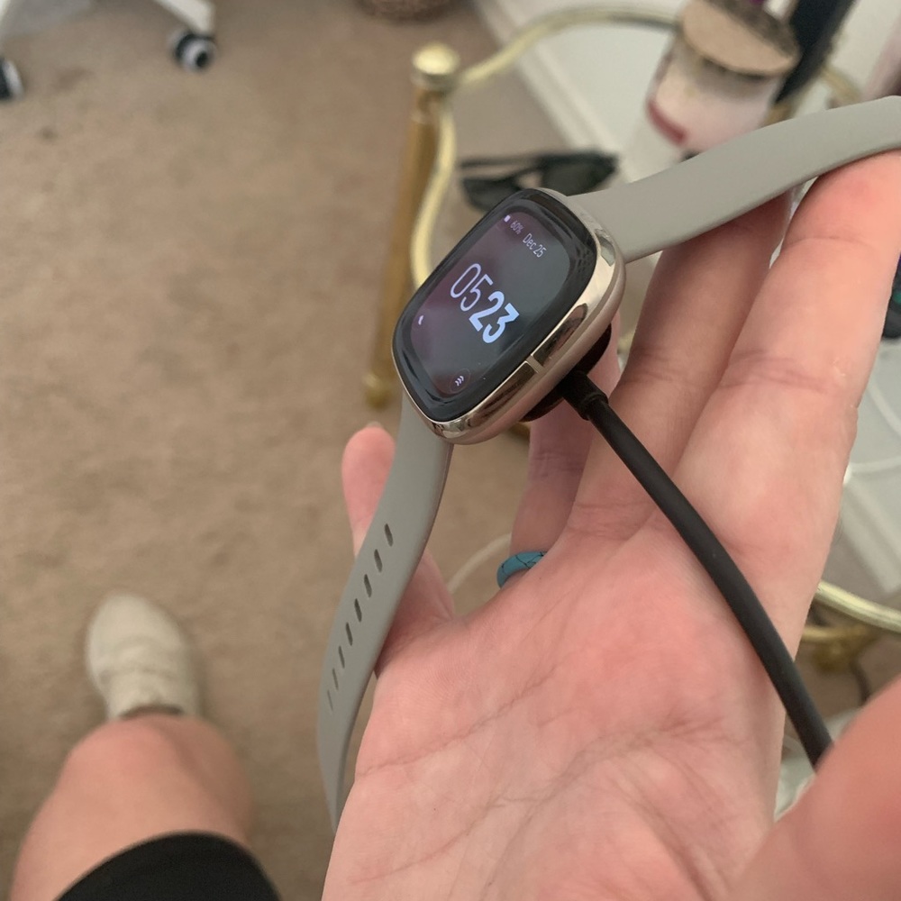 Fitbit Sense - Picture 2 of 2